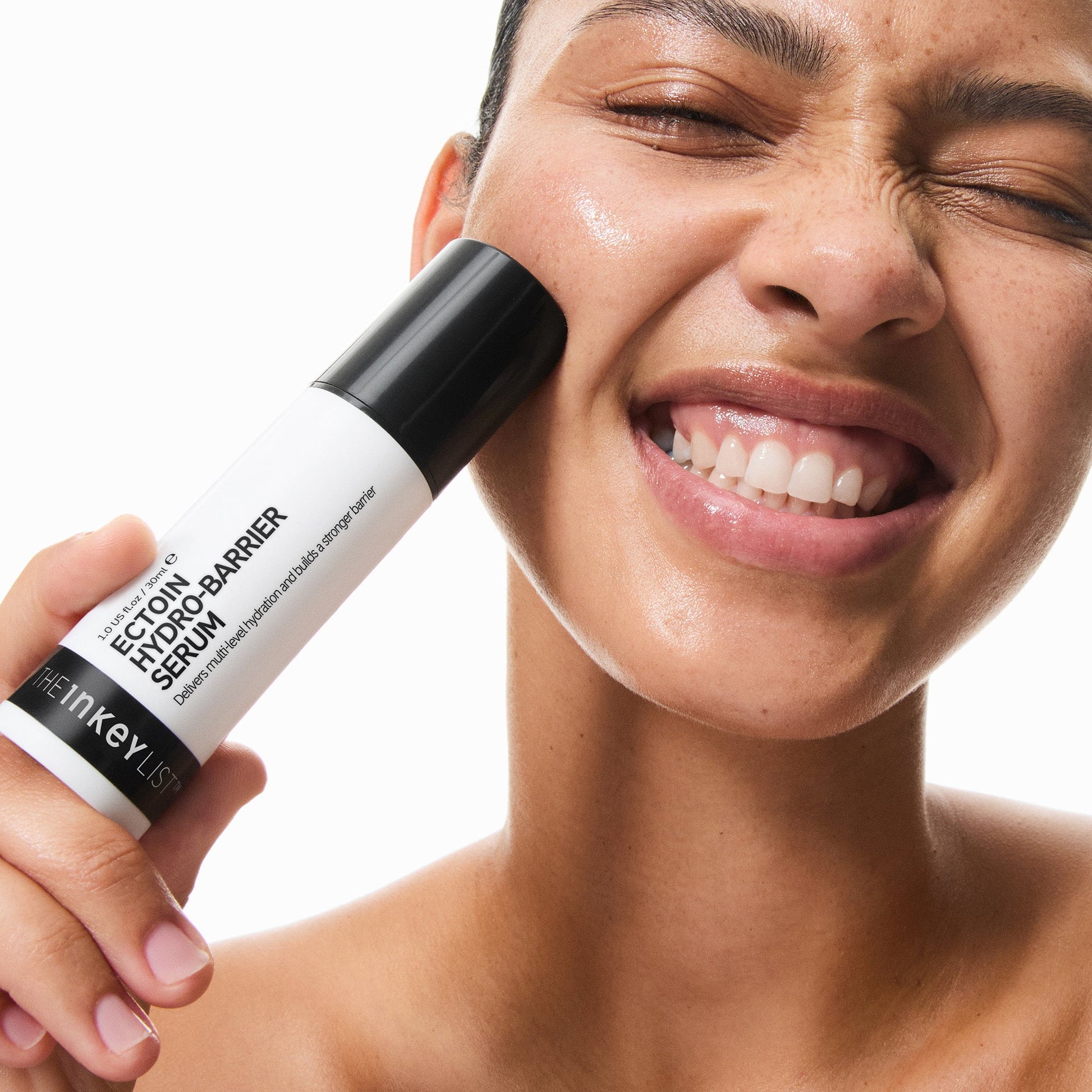 ectoin-hydro-barrier-serum-duo-t9 Omega50_Model_2000x2000_51d34848-519c-4045-b288-30216504f8ba.jpg